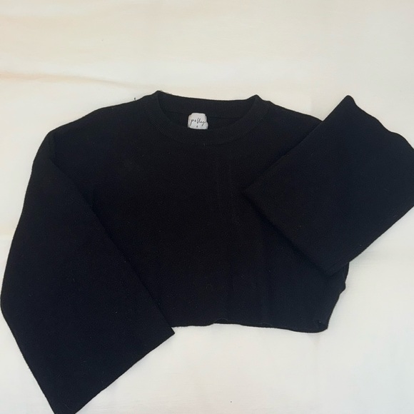 GIRL SOLDIER CROPPED SWEATER BLACK - Picture 4 of 4